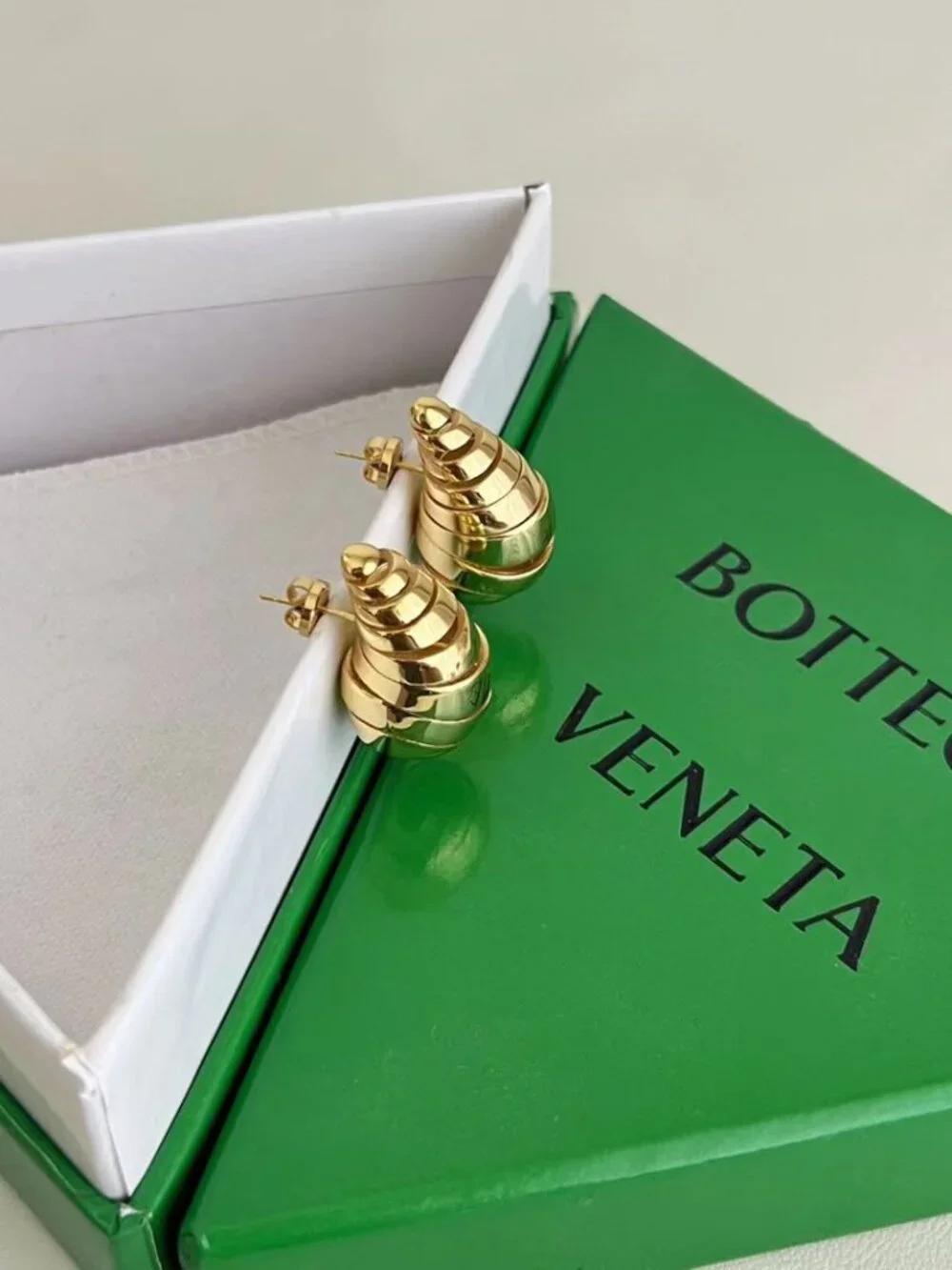 🏖️Bottega Veneta Stud earrings